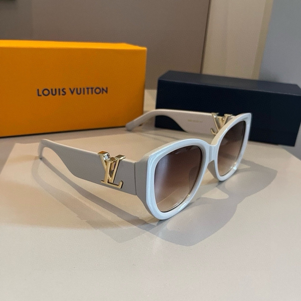 Louis Vuitton White Sunglasses - Picture 5 of 5